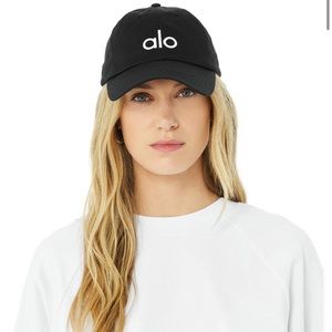 NWOT Alo off duty hat black with white logo